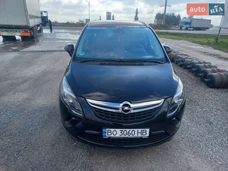 Мінівен Opel Zafira Tourer 2014 в Тернополі фото 6 Мінівен Opel Zafira Tourer 2014 в Тернополі