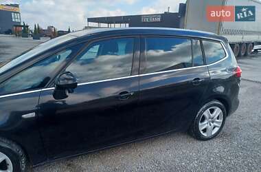 Минивэн Opel Zafira Tourer 2014 в 