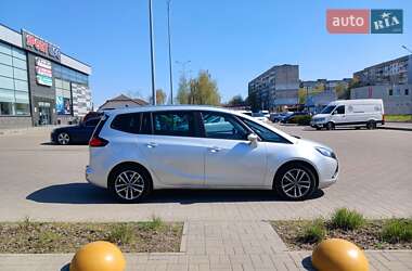 Мінівен Opel Zafira Tourer 2015 в  фото 4 Мінівен Opel Zafira Tourer 2015 в