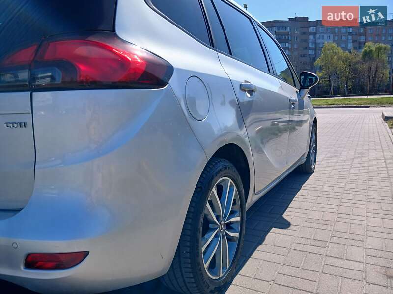 Мінівен Opel Zafira Tourer 2015 в Черкасах фото 10 Мінівен Opel Zafira Tourer 2015 в Черкасах