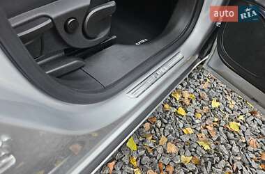 Минивэн Opel Zafira Tourer 2013 в 