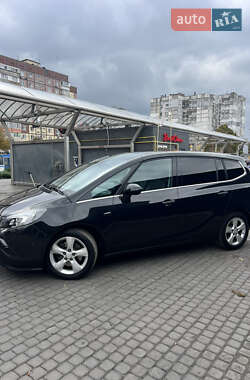 Минивэн Opel Zafira Tourer 2013 в 