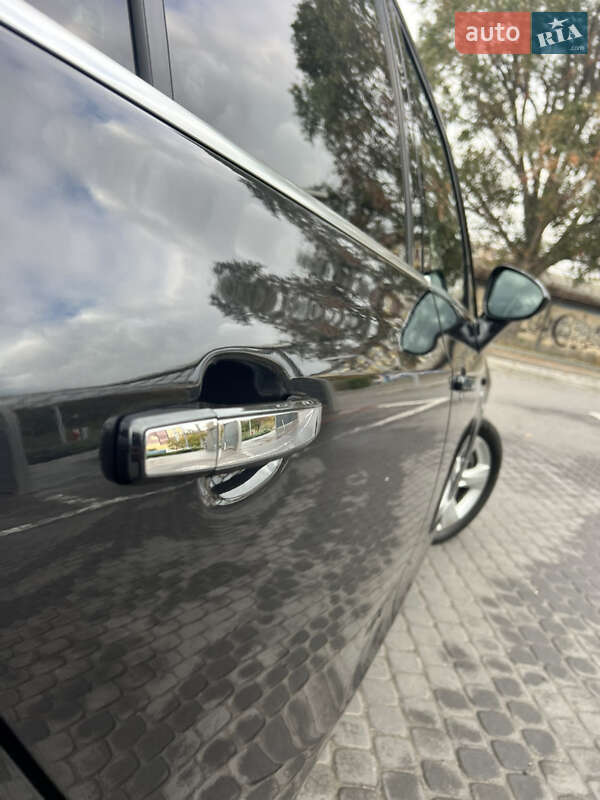 Минивэн Opel Zafira Tourer 2013 в Днепре фото 12 Минивэн Opel Zafira Tourer 2013 в Днепре