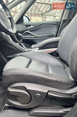 Минивэн Opel Zafira Tourer 2013 в 