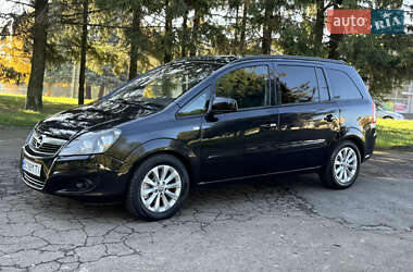 Мінівен Opel Zafira Tourer 2013 в 