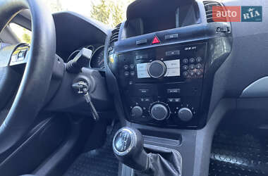 Мінівен Opel Zafira Tourer 2013 в 