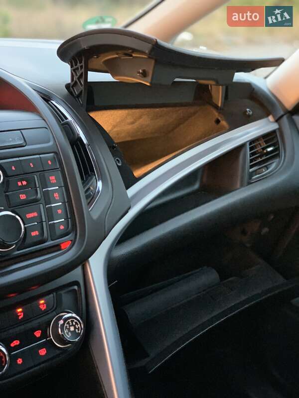 Минивэн Opel Zafira Tourer 2014 в Днепре фото 19 Минивэн Opel Zafira Tourer 2014 в Днепре
