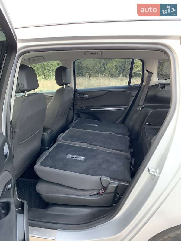 Минивэн Opel Zafira Tourer 2014 в Днепре фото 21 Минивэн Opel Zafira Tourer 2014 в Днепре