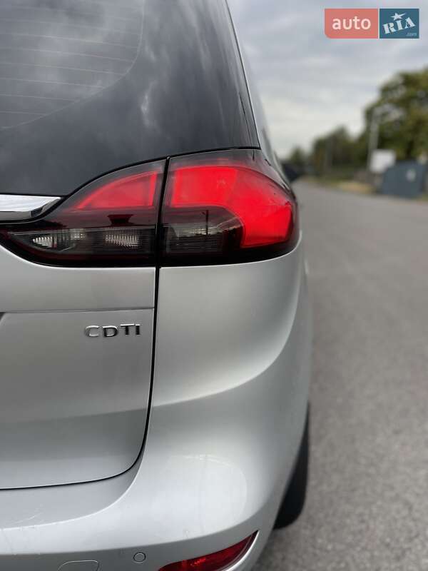 Минивэн Opel Zafira Tourer 2014 в Днепре фото 24 Минивэн Opel Zafira Tourer 2014 в Днепре