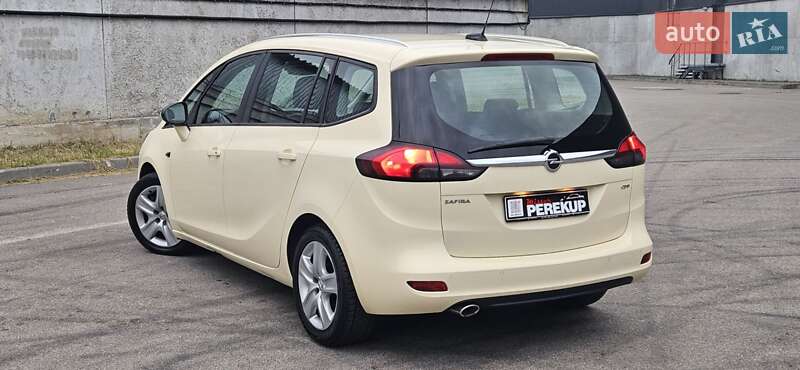 Минивэн Opel Zafira Tourer 2017 в Киеве