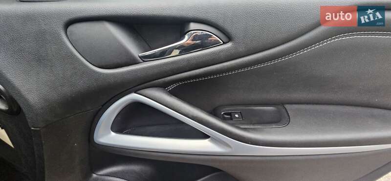 Минивэн Opel Zafira Tourer 2017 в Киеве