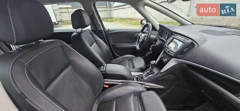Минивэн Opel Zafira Tourer 2017 в Киеве