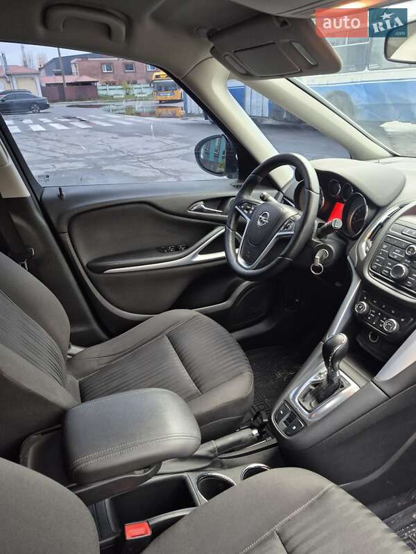 Мінівен Opel Zafira Tourer 2016 в Києві фото 6 Мінівен Opel Zafira Tourer 2016 в Києві