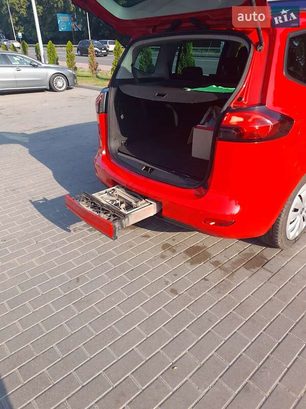 Мінівен Opel Zafira Tourer 2012 в Тернополі