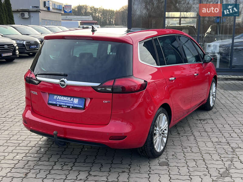 Минивэн Opel Zafira Tourer 2012 в Нововолынске