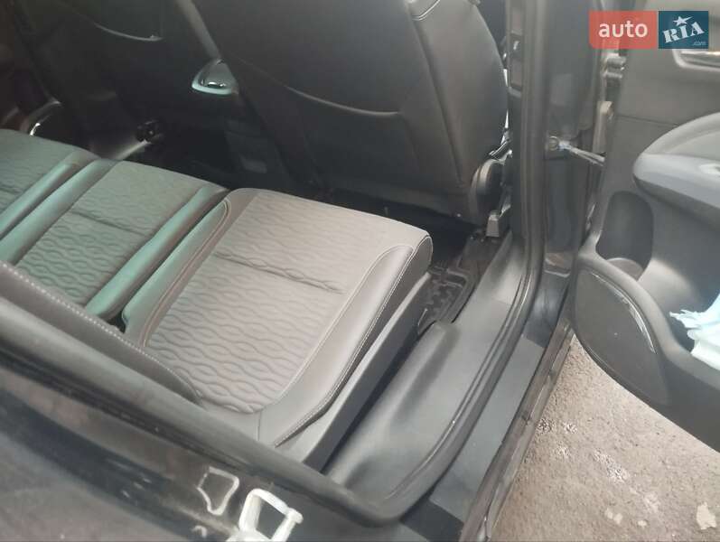 Мінівен Opel Zafira Tourer 2012 в Кривому Розі