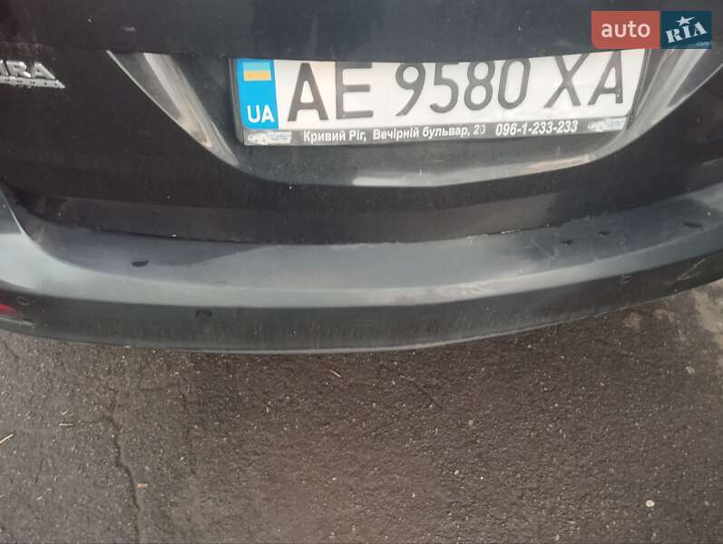 Мінівен Opel Zafira Tourer 2012 в Кривому Розі