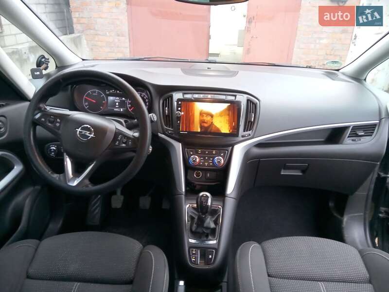 Мінівен Opel Zafira Tourer 2017 в Хмільнику