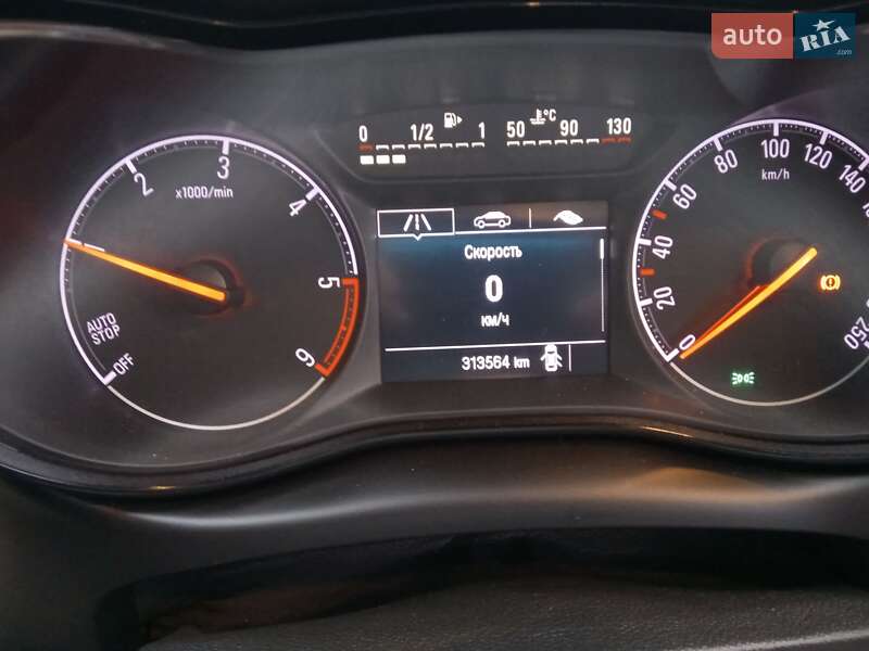 Мінівен Opel Zafira Tourer 2017 в Хмільнику