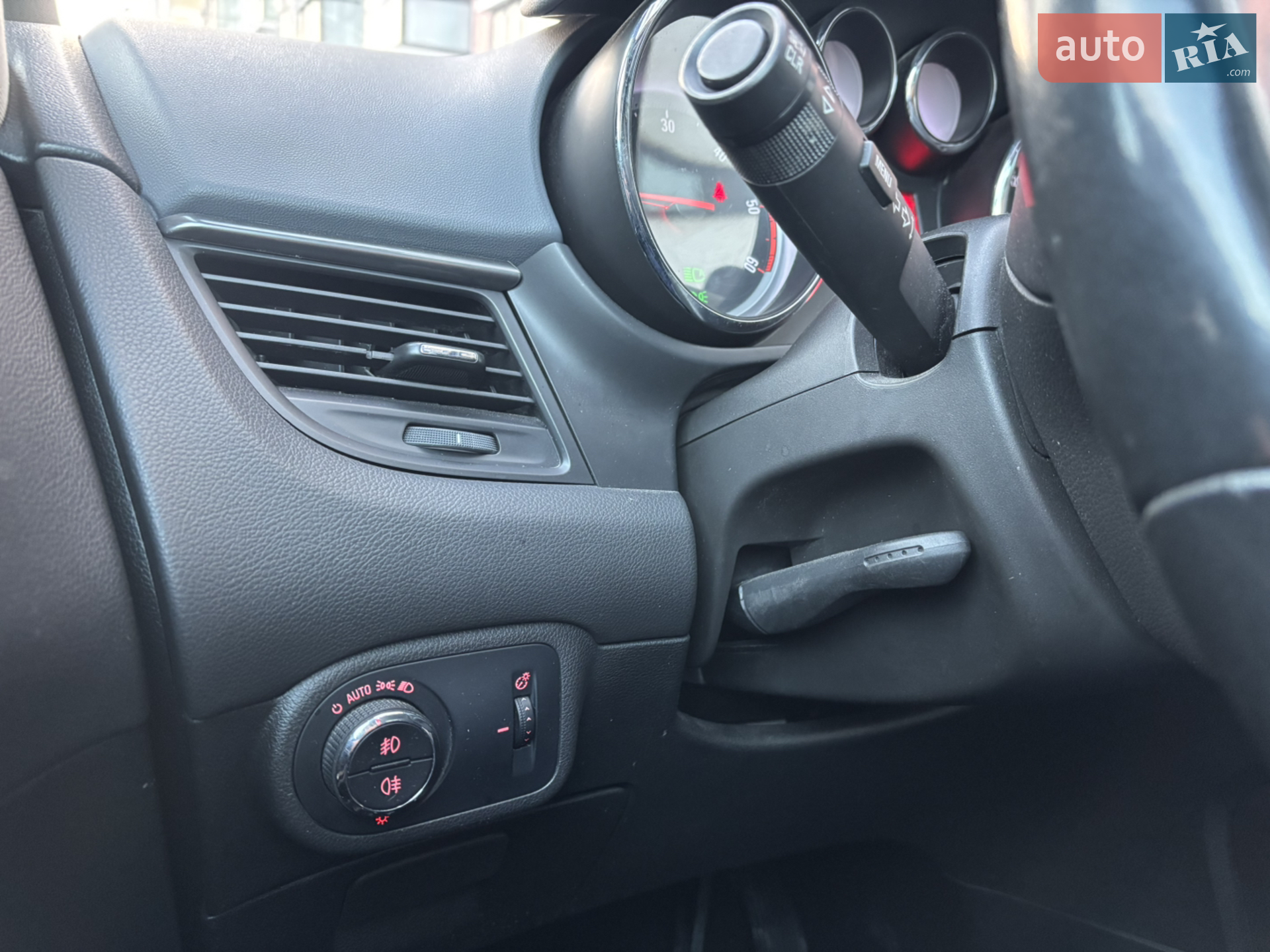 2012 Opel Zafira - мініатюра 13