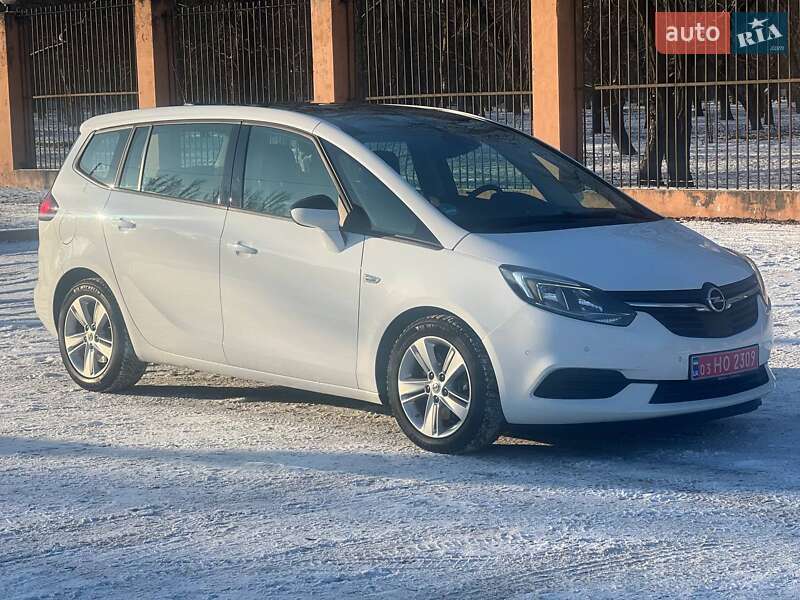 Opel Zafira Tourer 2018