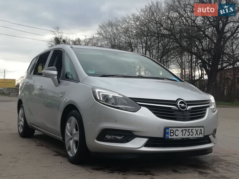 Минивэн Opel Zafira Tourer 2018 в Стрые