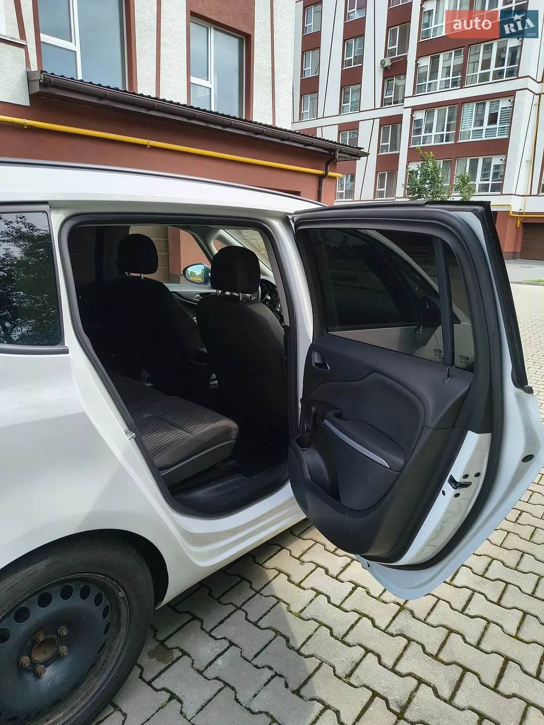 2014 Opel Zafira - мініатюра 26