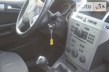 Мінівен Opel Zafira 2012 в Рівному