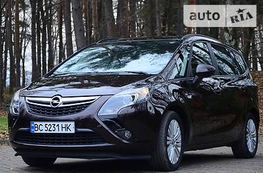 Универсал Opel Zafira 2013 в Дрогобыче