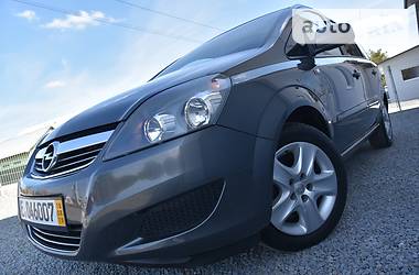 Минивэн Opel Zafira 2013 в Дрогобыче