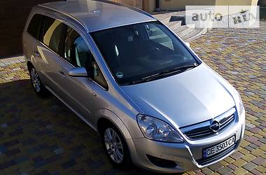 Минивэн Opel Zafira 2008 в Черновцах