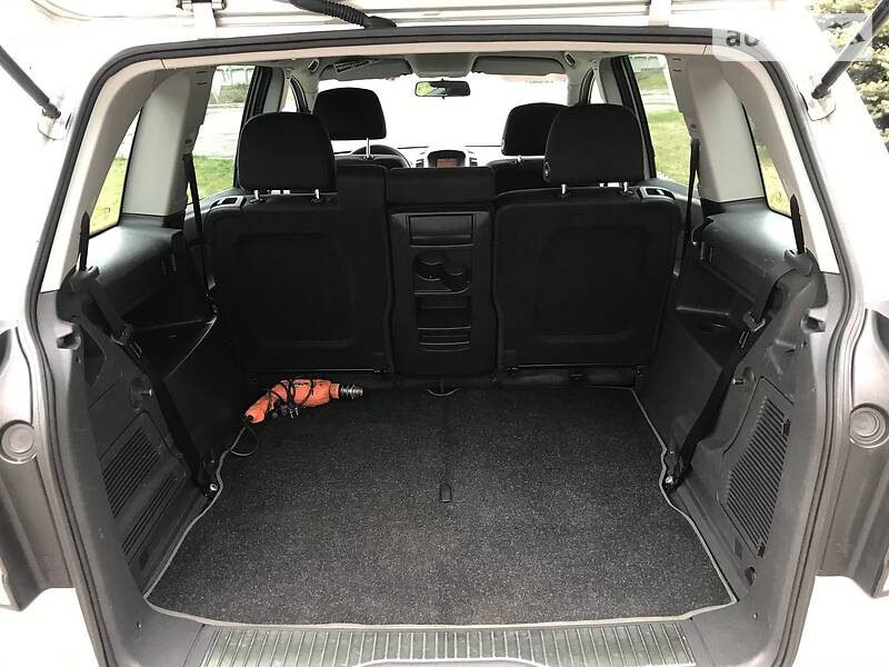 Минивэн Opel Zafira 2007 в Днепре