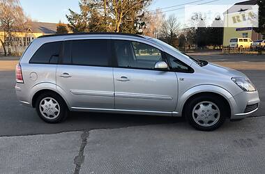 Минивэн Opel Zafira 2006 в Владимир-Волынском