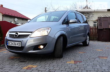 Минивэн Opel Zafira 2008 в Дрогобыче