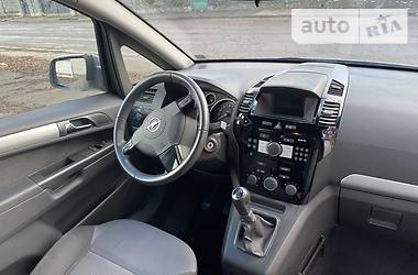 Минивэн Opel Zafira 2010 в Ровно