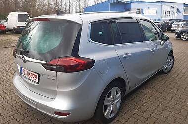 Минивэн Opel Zafira 2015 в Хмельницком