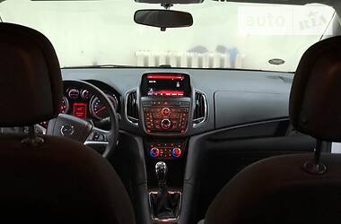 Мінівен Opel Zafira 2016 в 