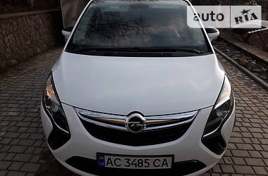 Універсал Opel Zafira 2013 в 