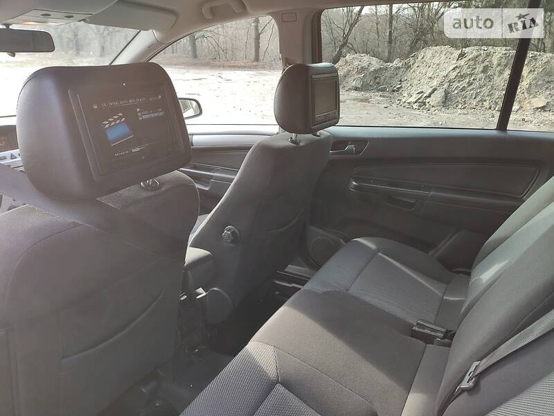 Мінівен Opel Zafira 2009 в Львові