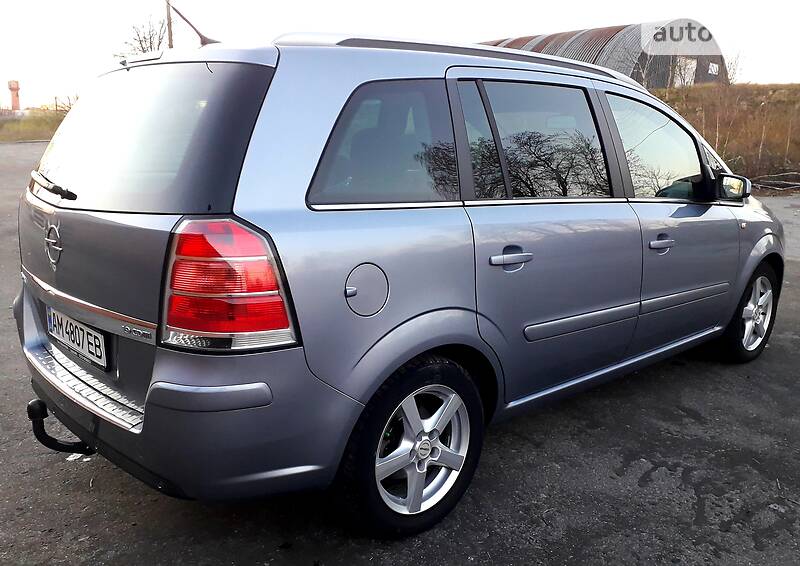 Мінівен Opel Zafira 2006 в Звягелі