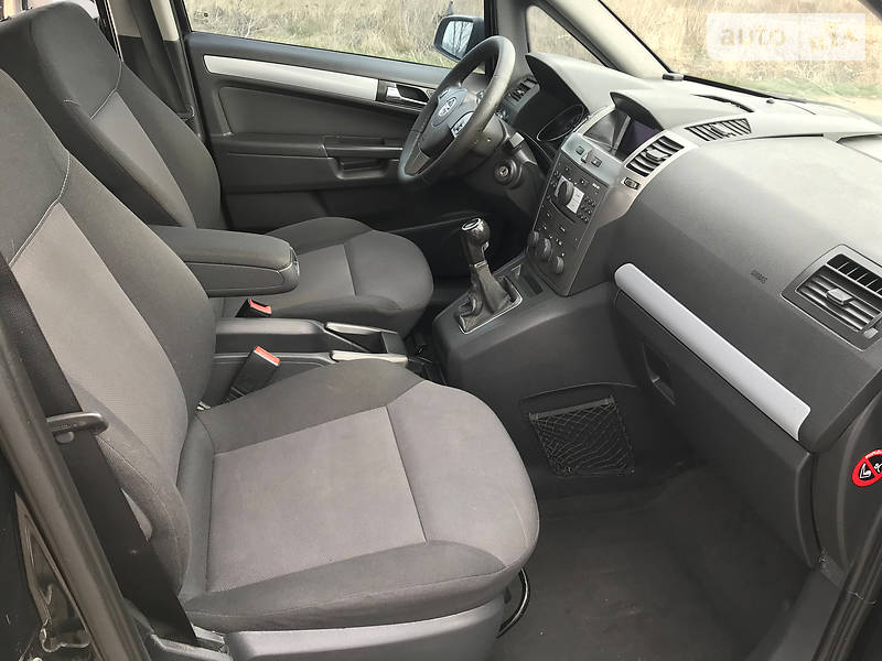 Універсал Opel Zafira 2008 в Києві фото 30 Універсал Opel Zafira 2008 в Києві
