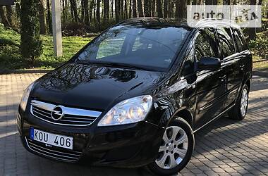 Мінівен Opel Zafira 2010 в 