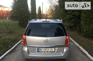 Мінівен Opel Zafira 2009 в 