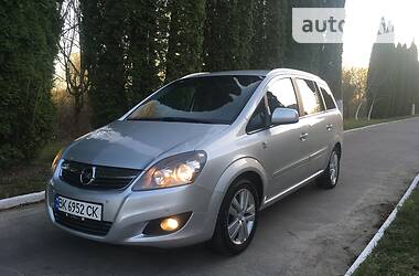 Мінівен Opel Zafira 2009 в 