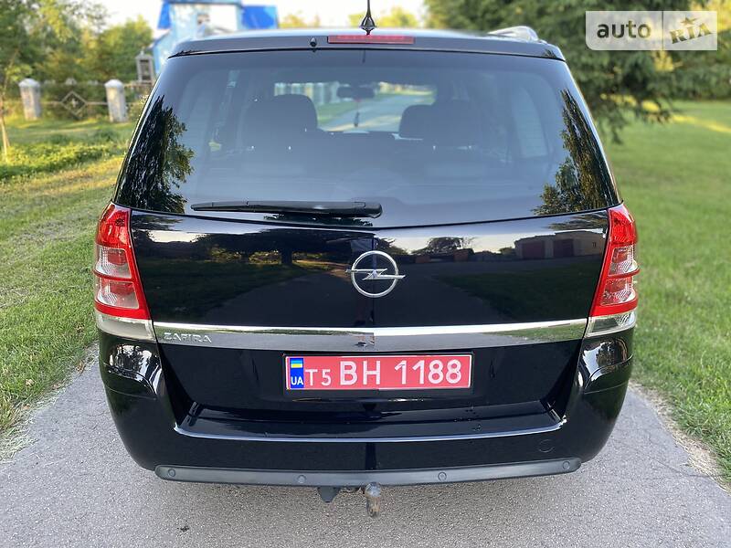 Мінівен Opel Zafira 2010 в Луцьку
