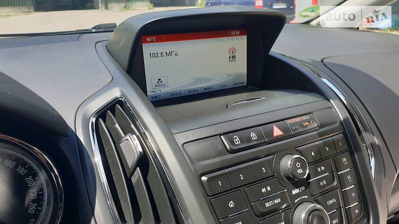 Універсал Opel Zafira 2014 в Івано-Франківську