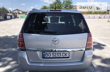 Универсал Opel Zafira 2006 в Тернополе