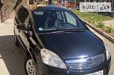 Минивэн Opel Zafira 2010 в Черновцах