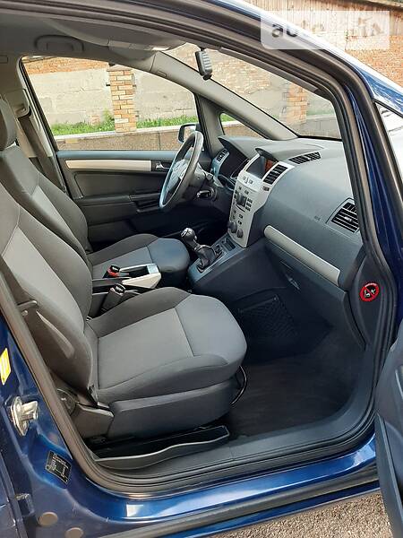 Мінівен Opel Zafira 2008 в Тернополі
