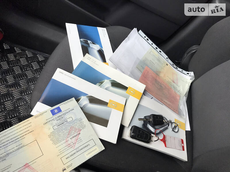 Мінівен Opel Zafira 2008 в Рівному